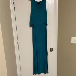 Chic Teal Layered Maxi Dress